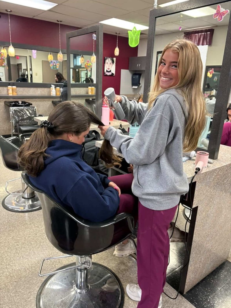 Students working in the BCSBC salon
